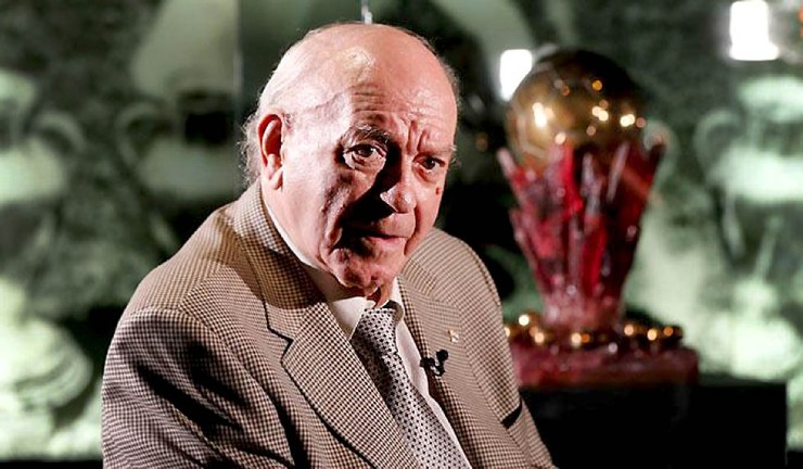 Huyền thoại Di Stefano là chủ nhân duy nhất của danh hiệu "Siêu quả bóng vàng"&nbsp;