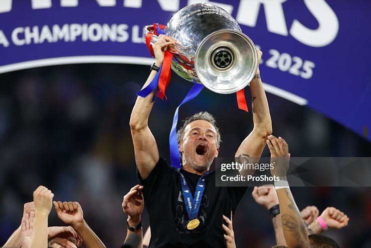 HLV Enrique có thành công lớn nhất từ ngày đến với PSG