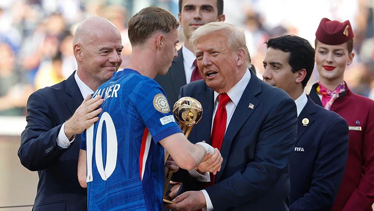 Palmer được Tổng thống Mỹ Donald Trump trao danh hiệu cá nhân