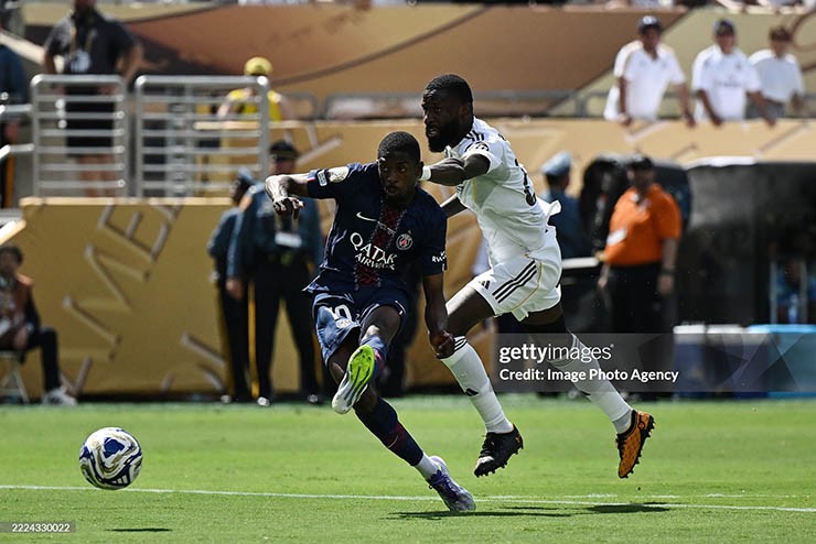 PSG đánh phủ đầu Real Madrid quá tốt