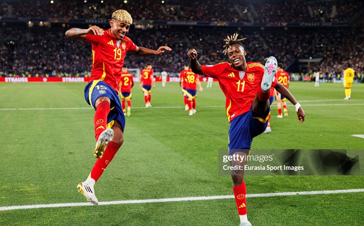 Yamal cảm thấy mình bị “qua mặt” trong thương vụ Rashford