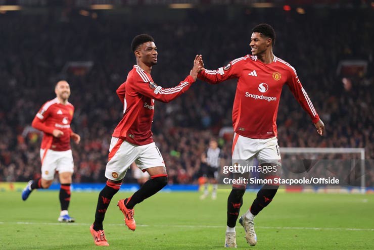 Amad Diallo chúc may mắn Rashford