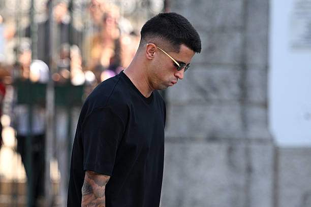 Tang lễ của Diogo Jota: Neves & Cancelo bay vội từ Mỹ để nhìn bạn thân lần cuối - 14