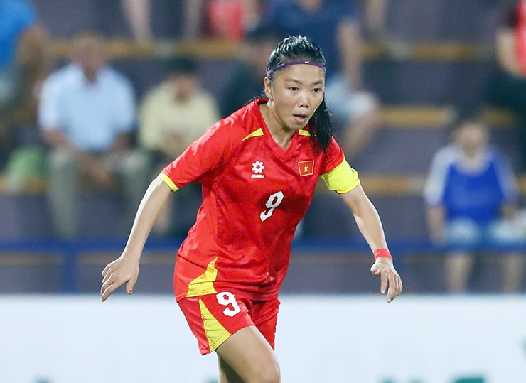 Huỳnh Như chưa thể "khai nòng" ở vòng loại Asian Cup nữ 2026.