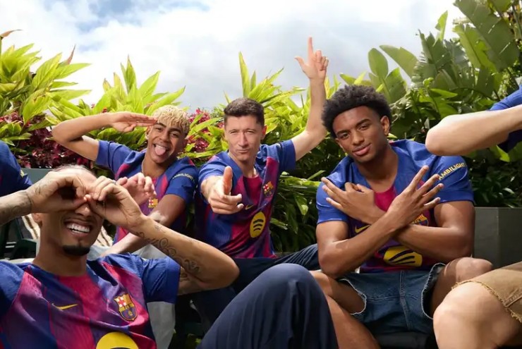 Barcelona sớm ra mắt áo đấu mùa giải 2025/26