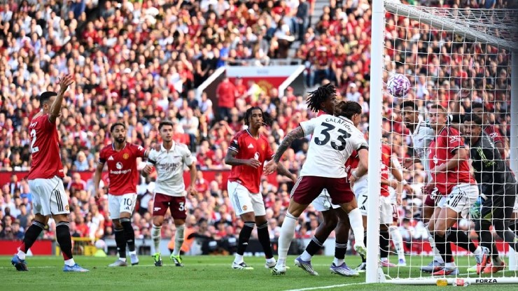 Chỉ một khoảnh khắc giúp Arsenal đánh bại MU