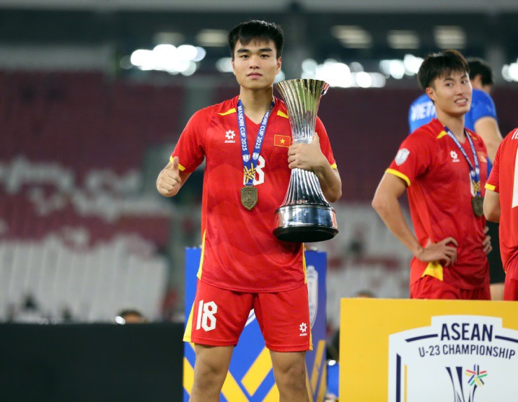Công Phương đã đền đáp sự tin tưởng của ông thầy.