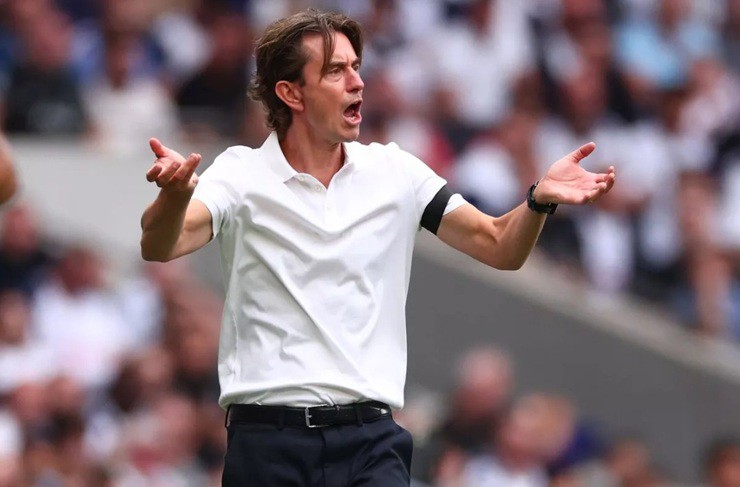HLV Frank sẽ phải đau đầu tìm cách giành&nbsp;điểm trên sân của Man City