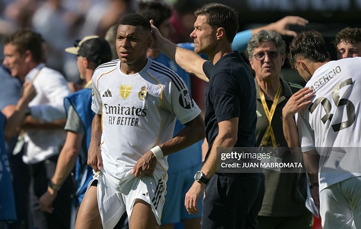 Real Madrid không được hoãn trận mở màn La Liga mùa giải mới với Osasuna