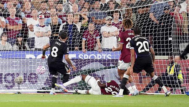 Trực tiếp bóng đá West Ham - Chelsea: Estevao bỏ phí thời cơ (Ngoại hạng Anh) - 1