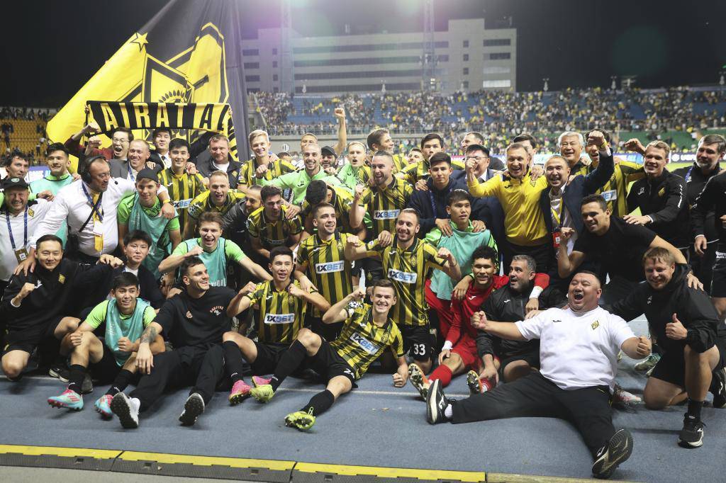 Kairat đoạt vé dự Cúp C1 và tất cả các cầu thủ&nbsp;đã được hứa thưởng xe hơi nếu thắng Real Madrid