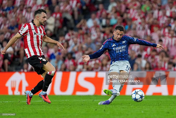 Gabriel Martinelli ghi bàn ngay sau khi được HLV Arteta tung vào sân