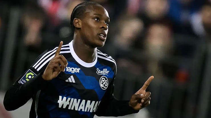 Emanuel Emegha chơi tốt ở Strasbourg