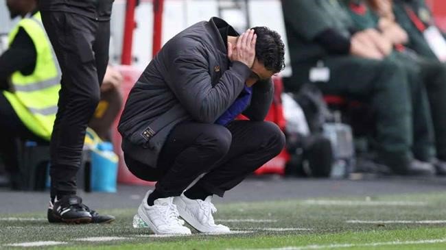 Amorim dường như không muốn cứu lấy chiếc ghế của mình tại Old Trafford?