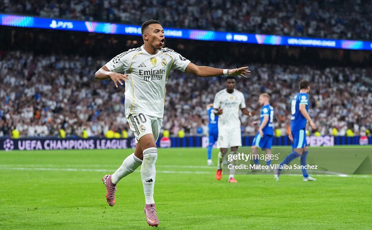 Mbappe cán mốc 50 bàn thắng cho&nbsp;Real Madrid