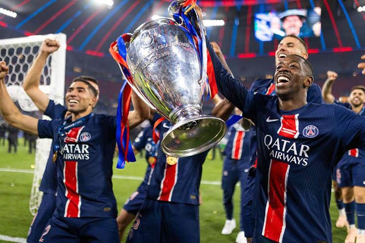 Dembele nhỉnh hơn nhờ chức vô địch Champions League cùng PSG