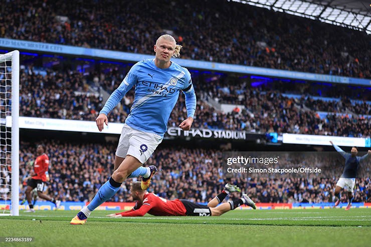 Man City thắng đậm MU