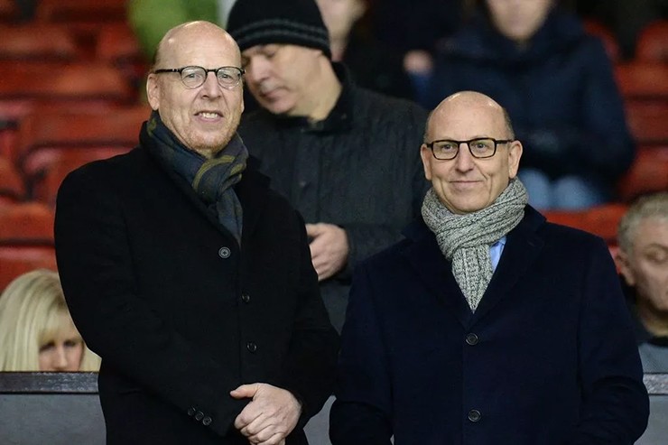 Nhà Glazer đã sở hữu Manchester United kể từ năm 2005