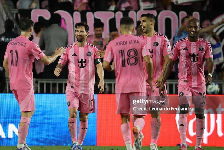 Messi giúp Inter Miami thi đấu thăng hoa