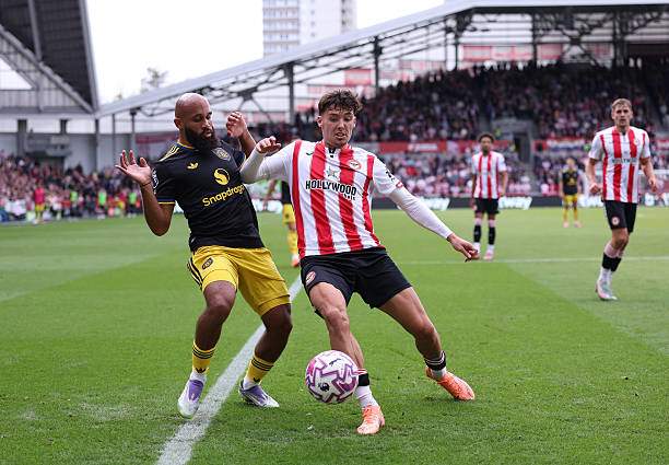 Mbeumo ở Brentford đá như hùm như hổ, Mbeumo đấu với Brentford thì "nhát như mèo"?
