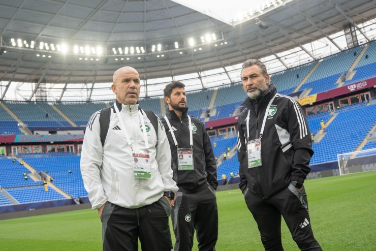 HLV Luigi Di Biagio của U23 Saudi Arabia. (Ảnh: AGCFF). 