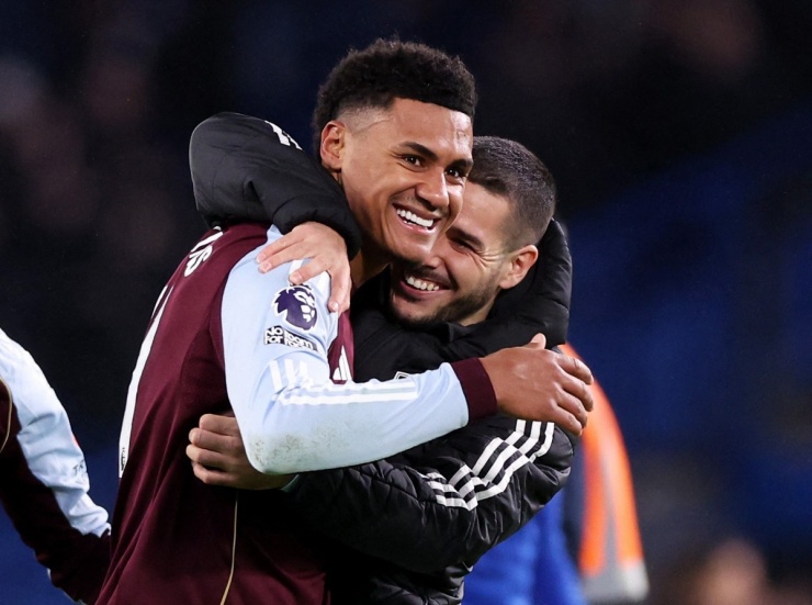 Aston Villa ngược dòng đánh bại Chelsea (Ảnh: Reuters)