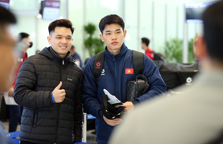 Đình Bắc lỡ hẹn trao giải Quả bóng vàng vì làm nhiệm vụ với U23 Việt Nam - 3