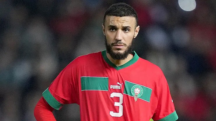 Mazraoui không thể ra sân trong trận gặp Bournemouth vì lịch thi đấu thay đổi bất ngờ