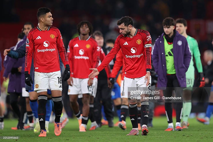MU rượt đuổi 8 bàn điên rồ với Bournemouth, đội trưởng Fernandes nổi giận - 4