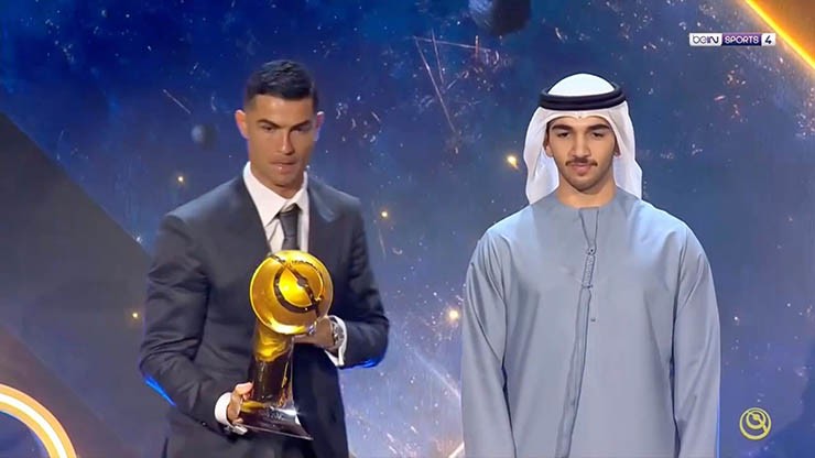 Ronaldo ẵm giải Cầu thủ xuất sắc nhất Trung Đông năm 2025