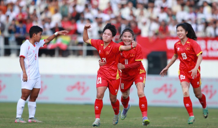 ĐT nữ Việt Nam tiến vào bán kết SEA Games 33 với ngôi đầu bảng B