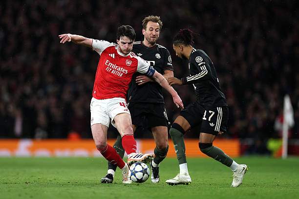Sức mạnh và tốc độ của Rice khiến nhiều cầu thủ Bayern không thể đương nổi