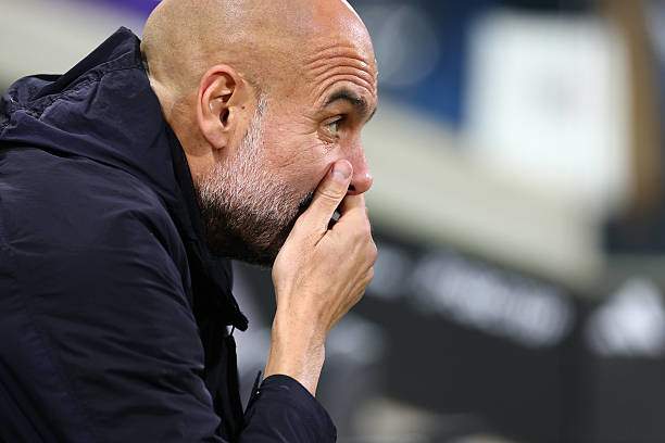 Pep Guardiola chỉ biết thở phào sau khi Man City đánh bại Fulham 5-4