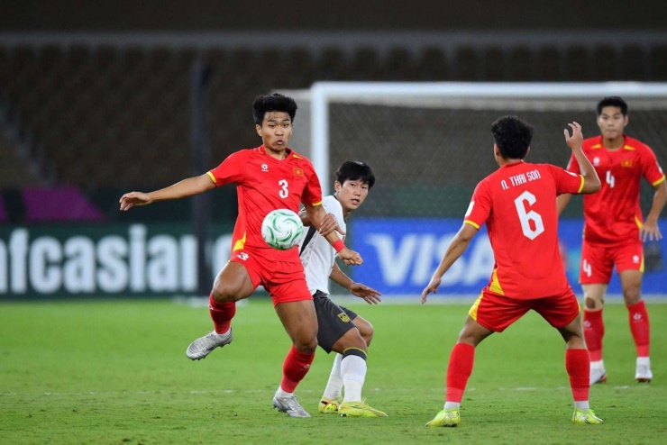 U23 Việt Nam dù thua U23 Trung Quốc nhưng vẫn được người hâm mộ khen ngợi. Ảnh: VFF