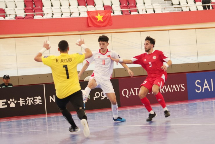 Ngọc Ánh nhân đôi cách biệt cho ĐT futsal Việt Nam