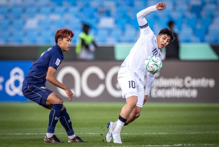 U23 Thái Lan gặp khó trước U23 Iraq