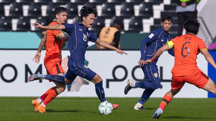 Video bóng đá U23 Thái Lan - U23 Trung Quốc: Phung phí cơ hội, cay đắng bị loại (U23 châu Á) - 2