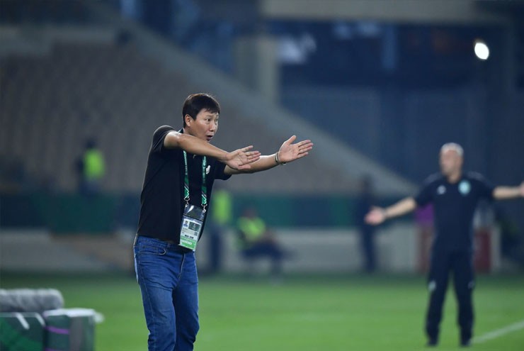 Họp báo U23 Việt Nam - U23 Saudi Arabia: Thầy Kim nói gì khi loại ông lớn siêu giàu? - 4