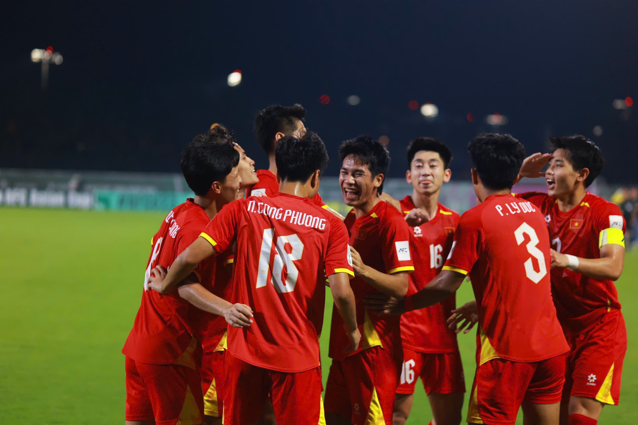 Phạt góc và penalty lại tạo ra đột biến cho U23 Việt Nam, khi trước đó U23 Việt Nam đã ghi bàn trước U23 Jordan cũng từ penalty & phạt góc