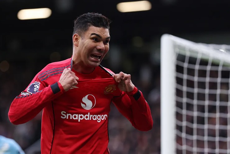 Casemiro đứng thứ 3 trong danh sách các cầu thủ nộp nhiều thuế nhất ngoại hạng Anh