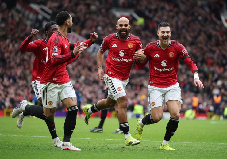MU đang có phong độ ấn tượng dưới thời Carrick