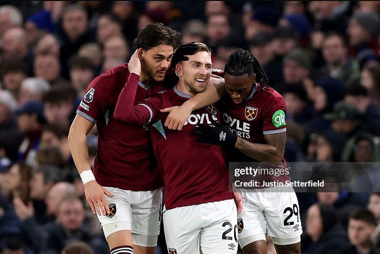 West Ham chơi hay trong hiệp một